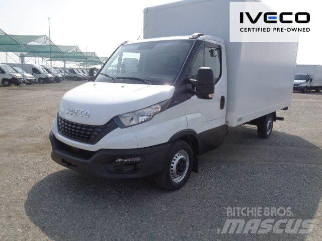 Iveco 35S16 Camiões de caixa fechada