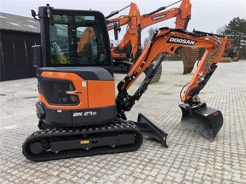 Doosan DX27Z-7 Mini Escavadoras <7t