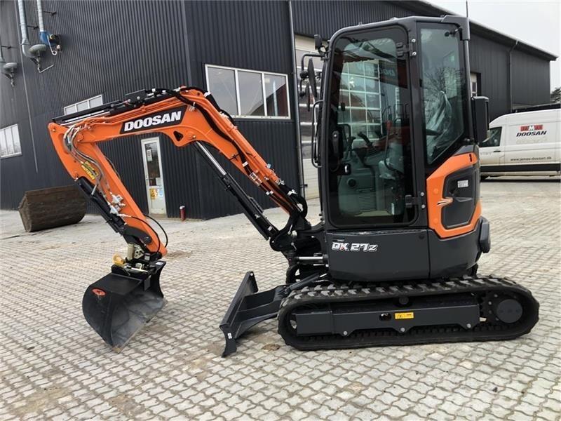 Doosan DX27Z-7 Mini Escavadoras <7t