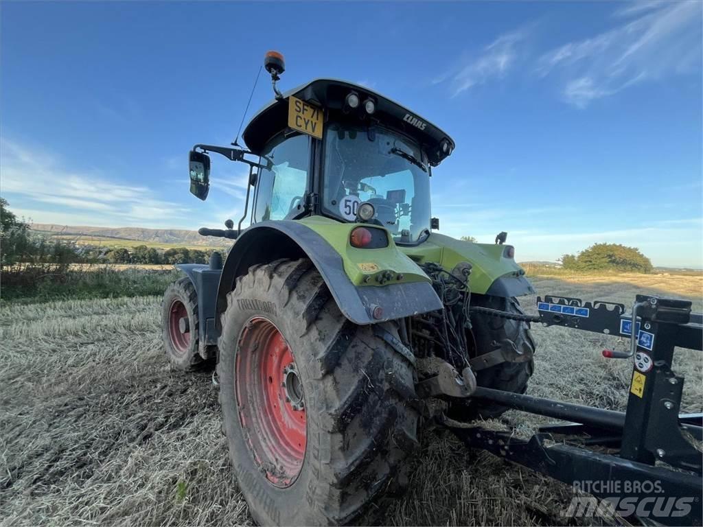 CLAAS ARION 630 Tratores Agrícolas usados
