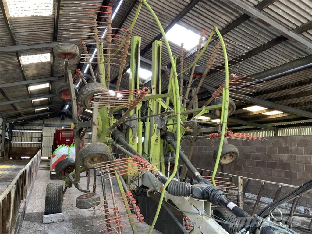 CLAAS LINER 2900 Ancinho virador