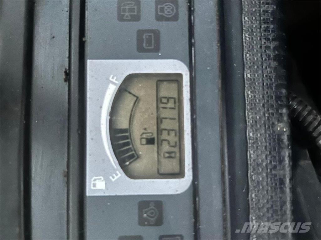 Hitachi ZAXIS 26U Agricultura - Outros
