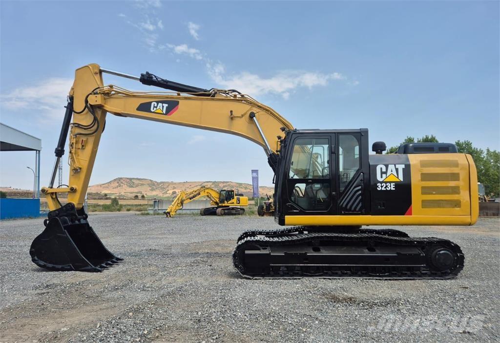 CAT 323ELN Escavadoras de rastos