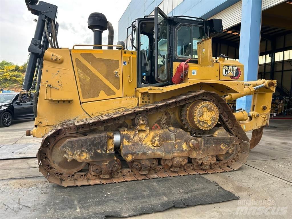 CAT D8T Dozers - Tratores rastos