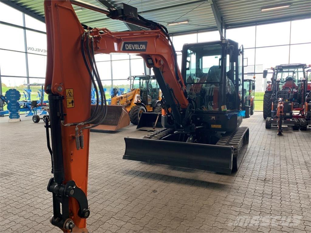 Develon DX63-7 Escavadoras de rastos