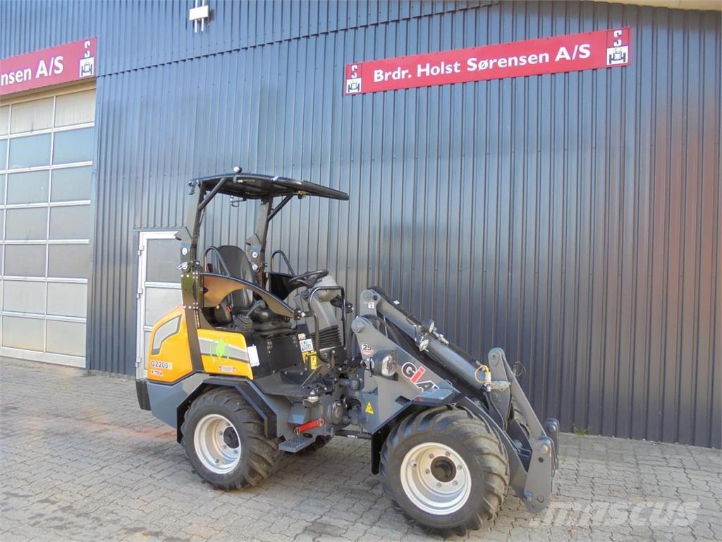 GiANT G2200EX Mini carregadoras