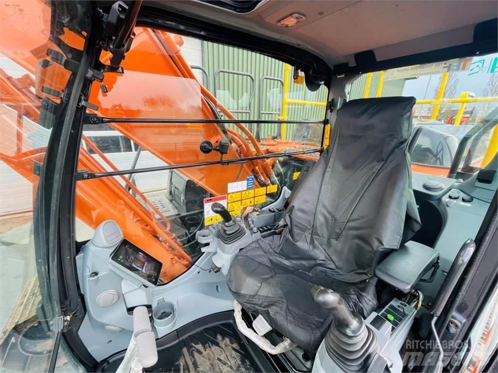 Hitachi ZX210LC-7 Escavadoras de rastos