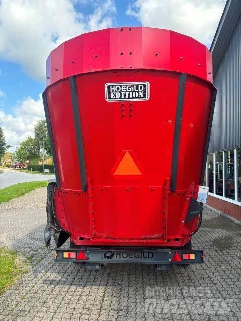  Hoegild 27 M3 Reboques forrageiros