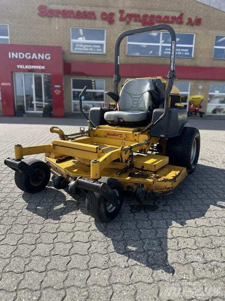 Hustler Z RD Tractores compactos