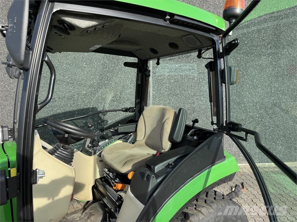 John Deere 2038R Tractores compactos