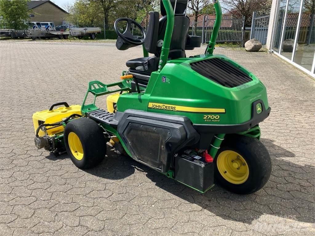 John Deere 2700 Corta-Relvas Fairway