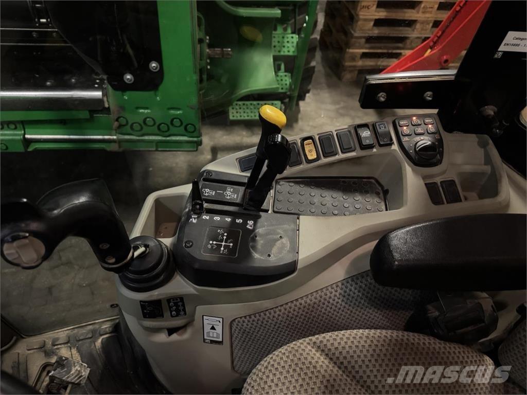 John Deere 3046R Tractores compactos