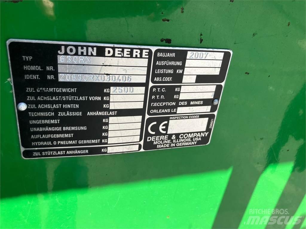 John Deere 630R Ceifeiras debulhadoras compactas