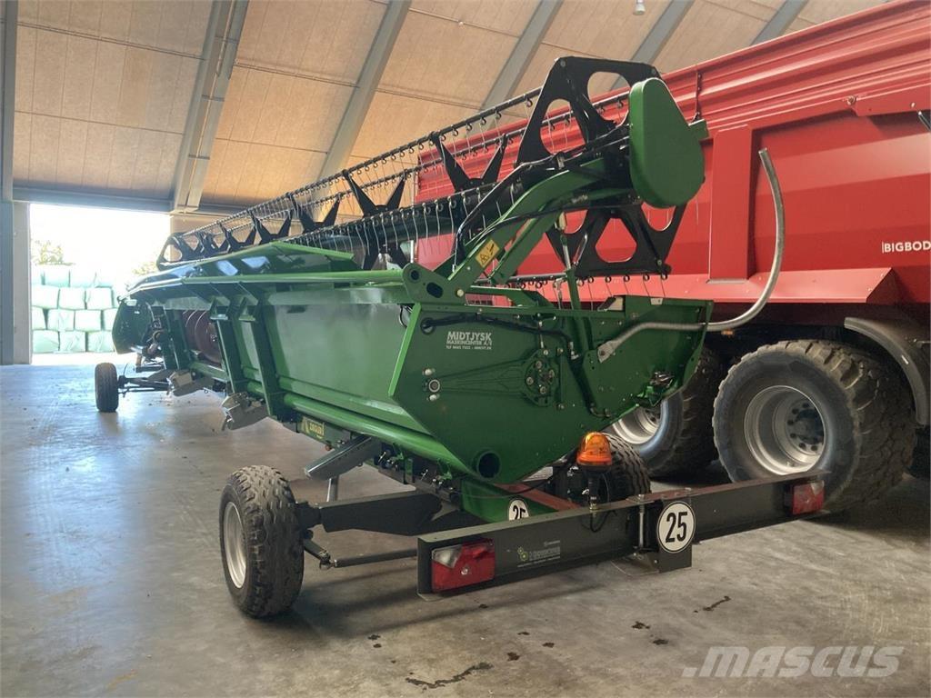 John Deere 635R Ceifeiras debulhadoras compactas