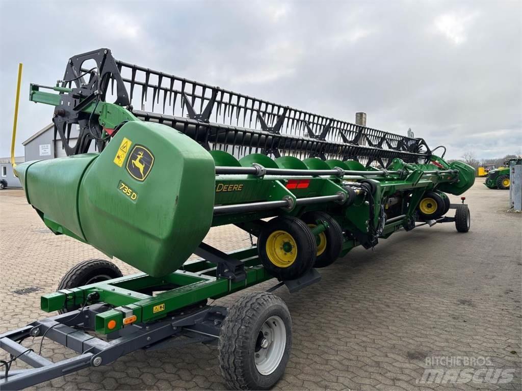 John Deere 735D Ceifeiras debulhadoras compactas