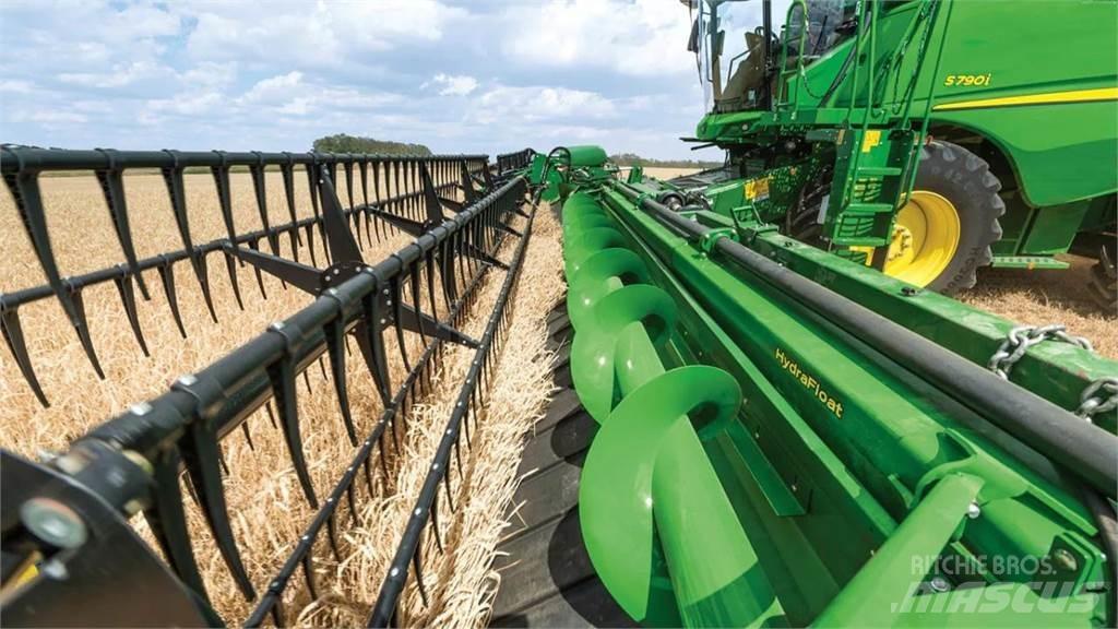 John Deere 735D Ceifeiras debulhadoras compactas
