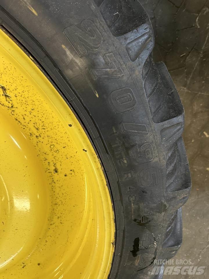 John Deere 740I Pulverizadores rebocados