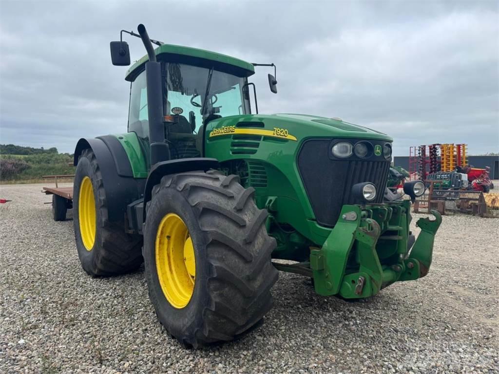 John Deere 7920 Tratores Agrícolas usados