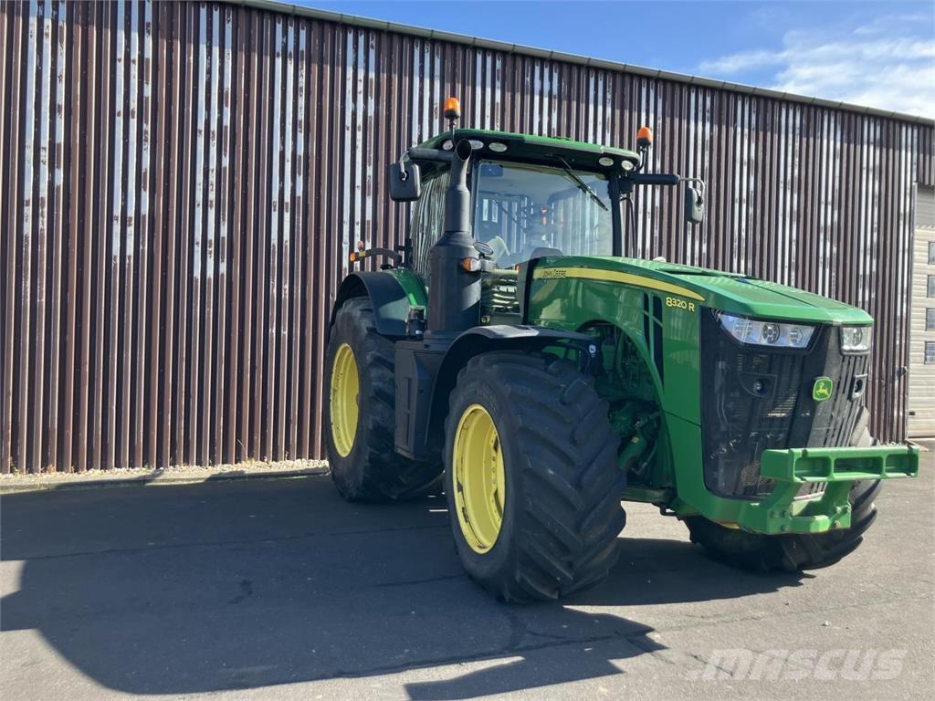 John Deere 8320R Tratores Agrícolas usados