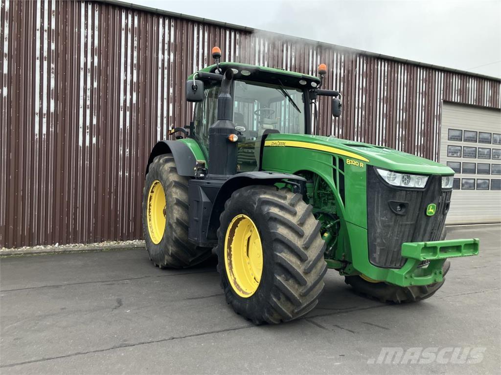 John Deere 8320R Tratores Agrícolas usados