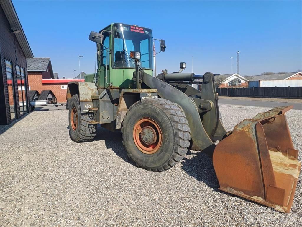 Komatsu WA270 Pás carregadoras de rodas