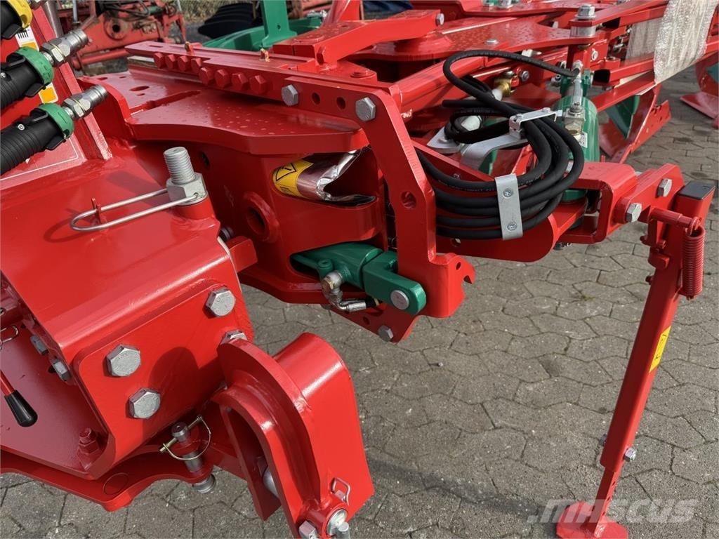 Kverneland 3300S Charruas reversíveis