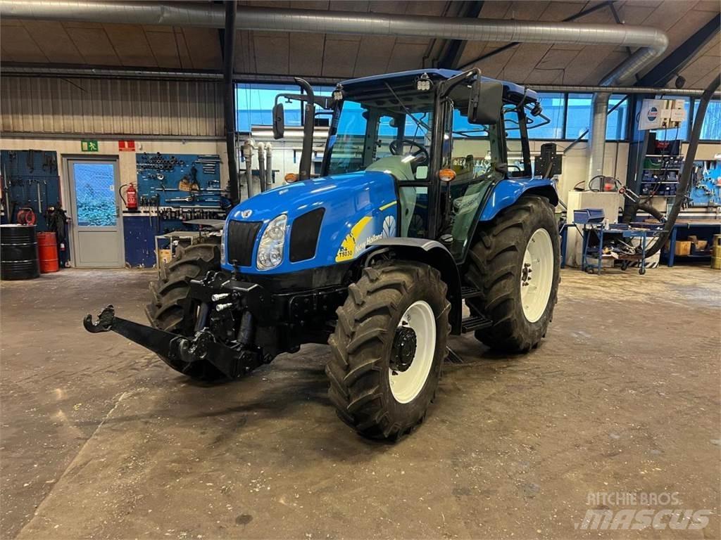 New Holland T5030 Tratores Agrícolas usados