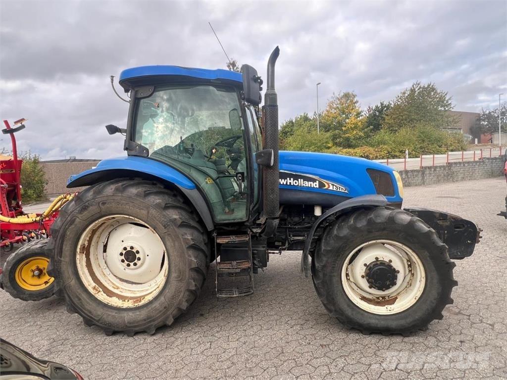 New Holland TS115A Tratores Agrícolas usados