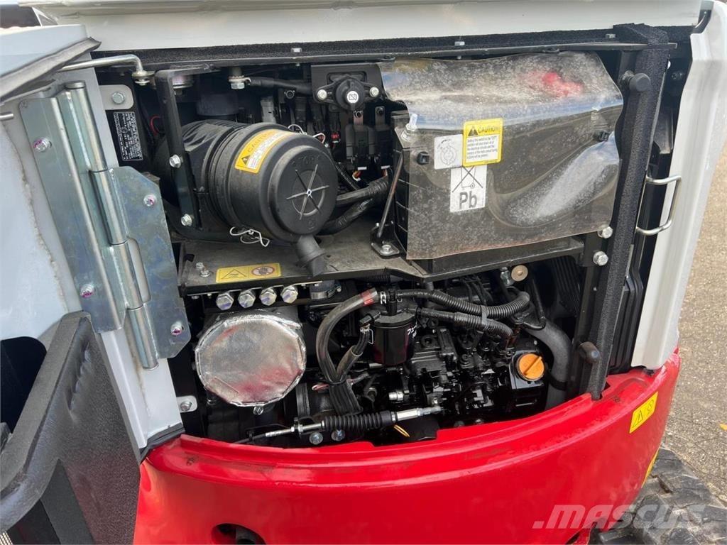 Takeuchi TB325R Mini Escavadoras <7t
