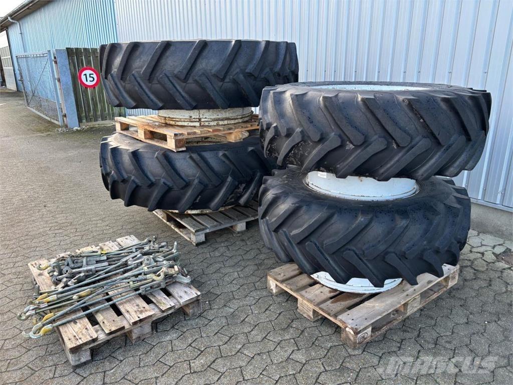 TVILLINGEHJUL Pneus Agrícolas