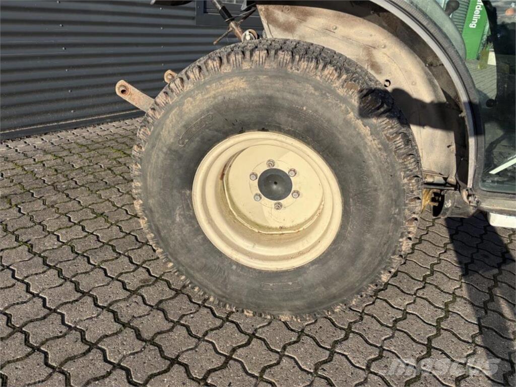 Yanmar EF-235 Tractores compactos