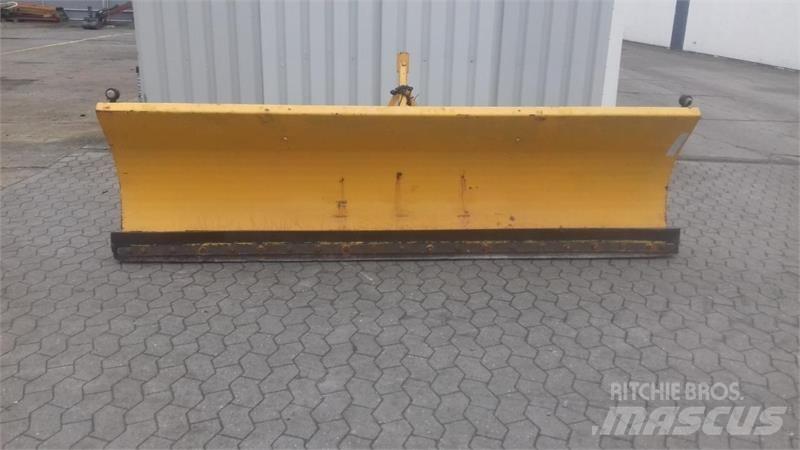  - - - 2.5 MTR Lâminas de neve e arados