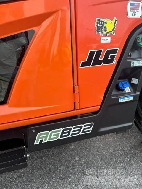 JLG AG832 Manipuladores telescópicos