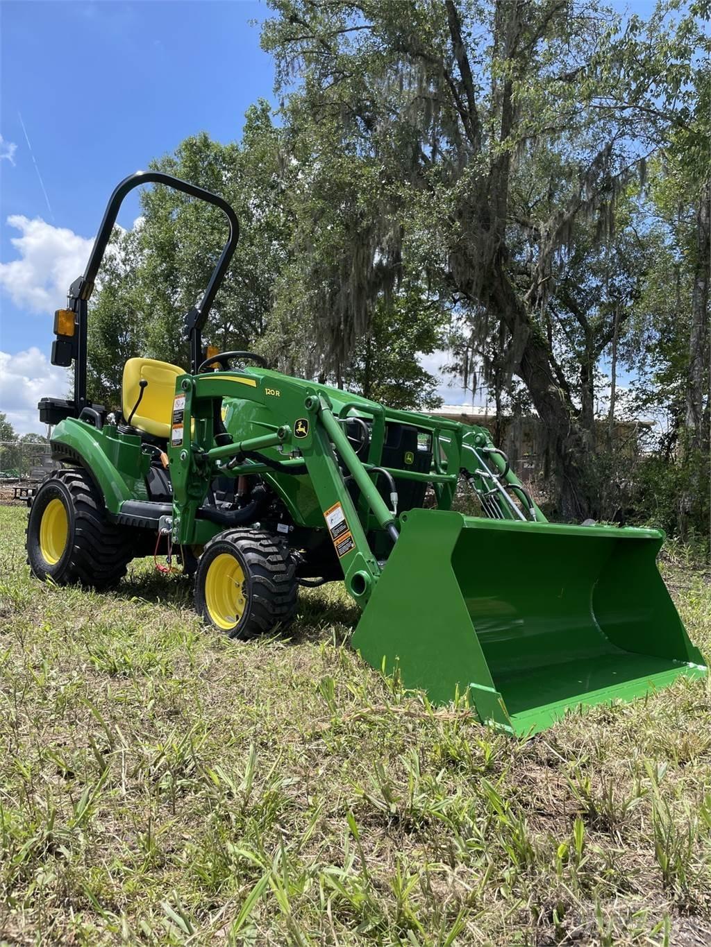 John Deere 1023E Tractores compactos