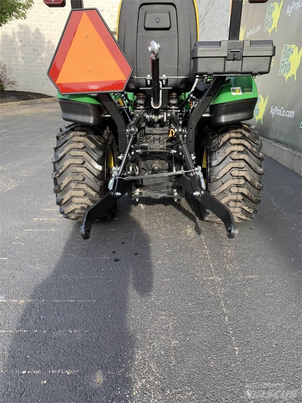 John Deere 1023E Tractores compactos