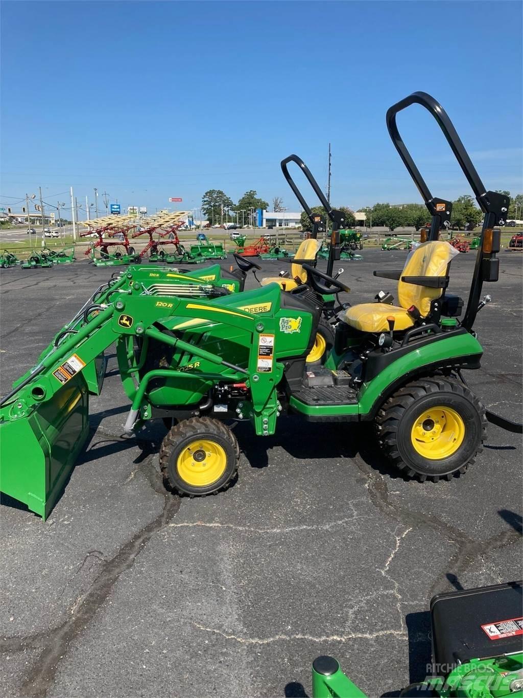 John Deere 1025R Tractores compactos