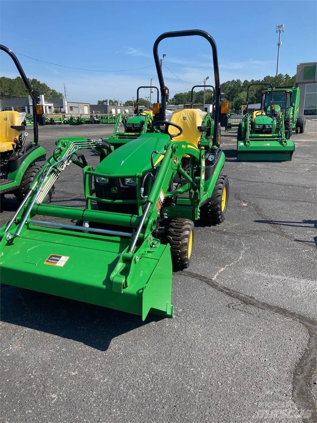 John Deere 1025R Tractores compactos