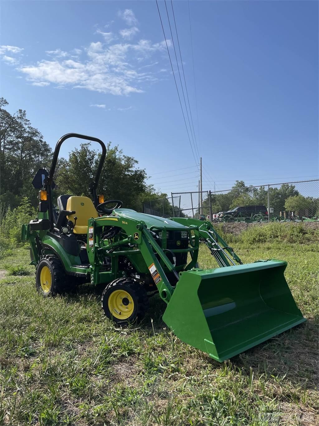 John Deere 1025R Tractores compactos