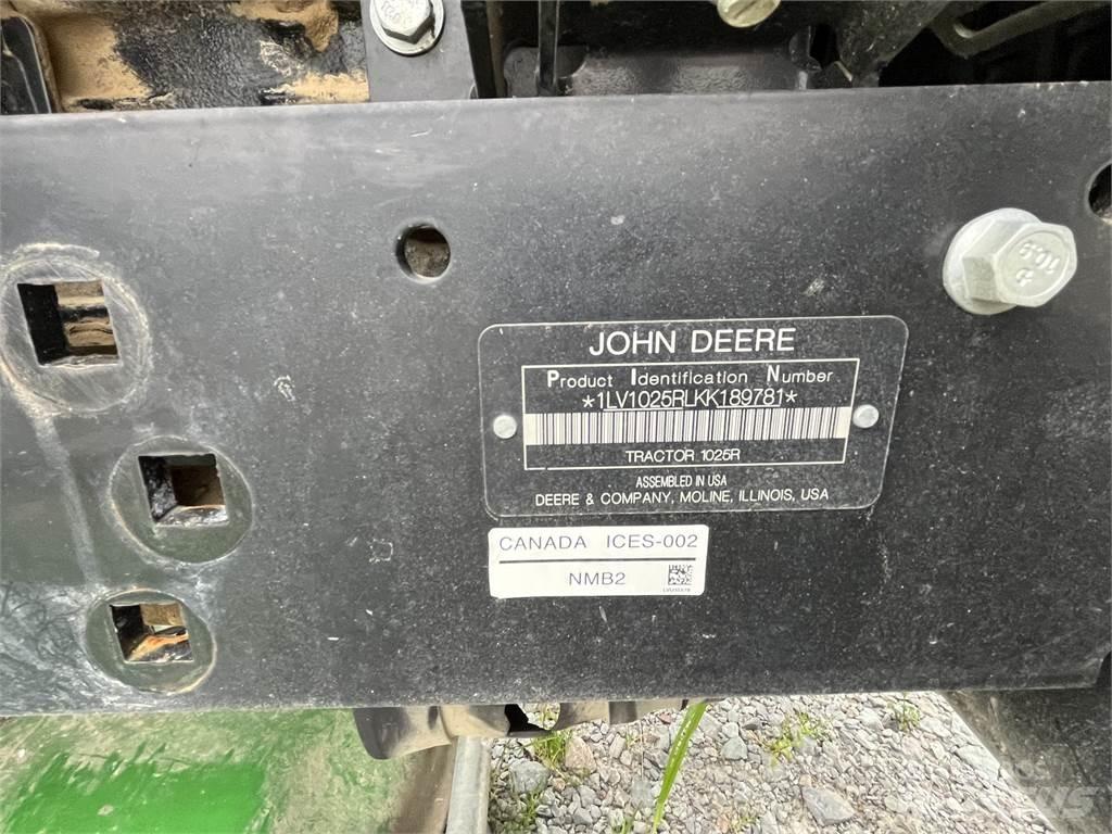 John Deere 1025R Tractores compactos