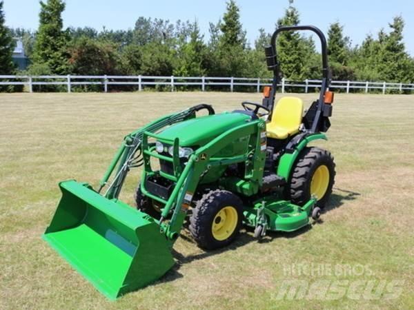 John Deere 2025R Tractores compactos