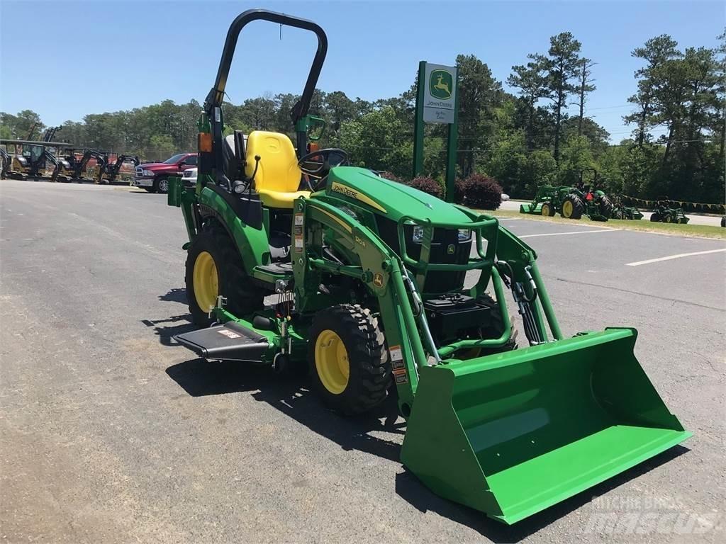 John Deere 2025R Tractores compactos