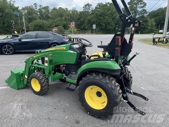 John Deere 2025R Tractores compactos