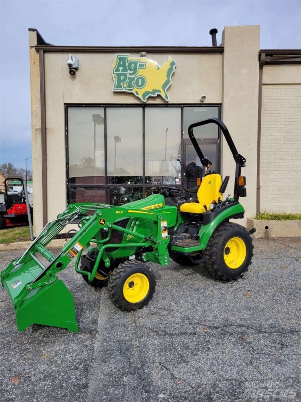 John Deere 2025R Tractores compactos