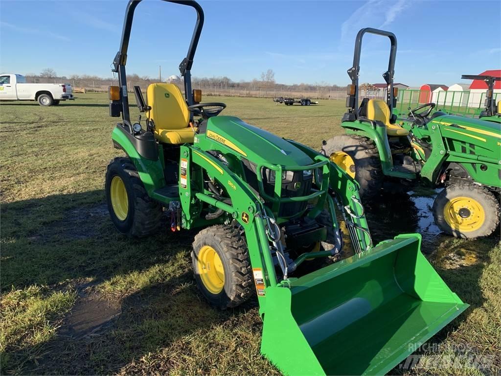 John Deere 2025R Tractores compactos