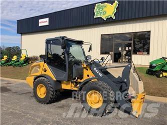 John Deere 204 G Mini carregadoras