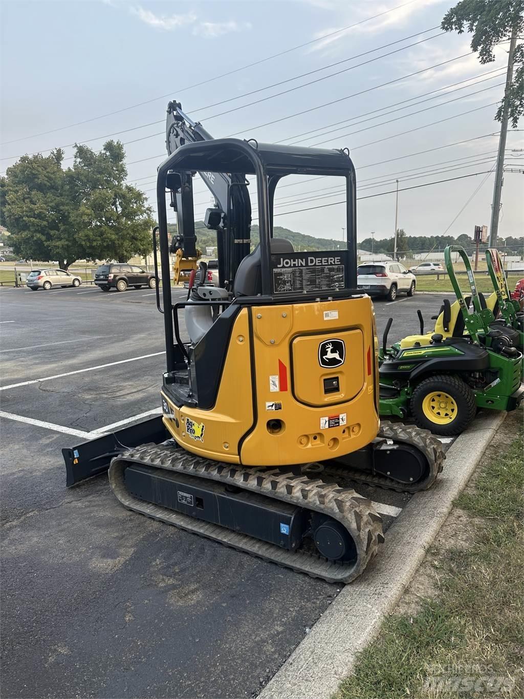 John Deere 30 P Mini Escavadoras <7t