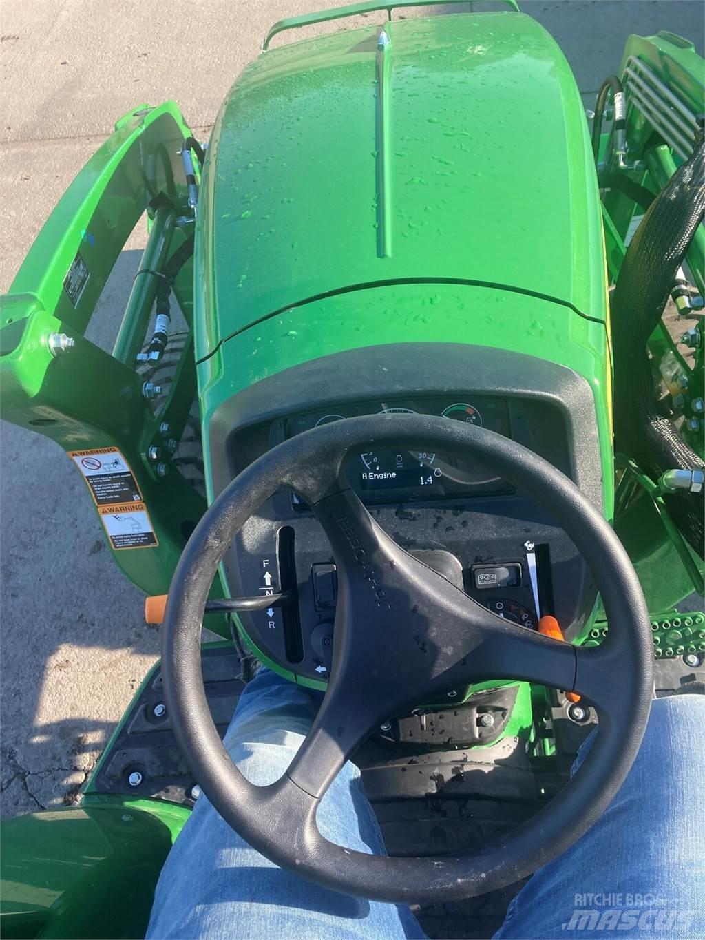 John Deere 3025D Tractores compactos