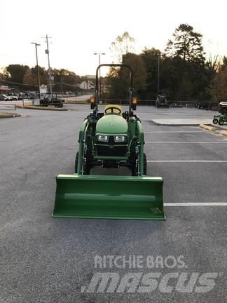 John Deere 3025E Tractores compactos