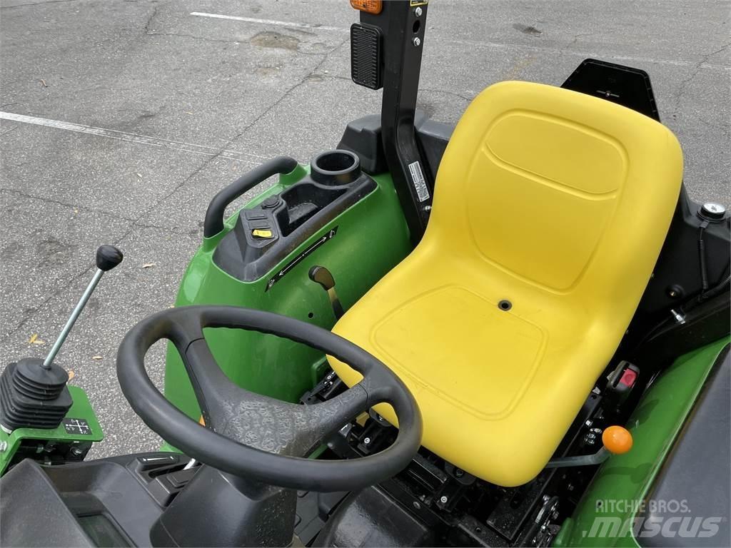 John Deere 3032E Tractores compactos