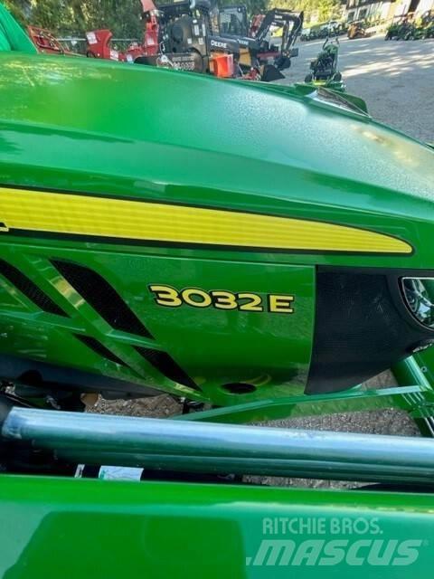 John Deere 3032E Tractores compactos